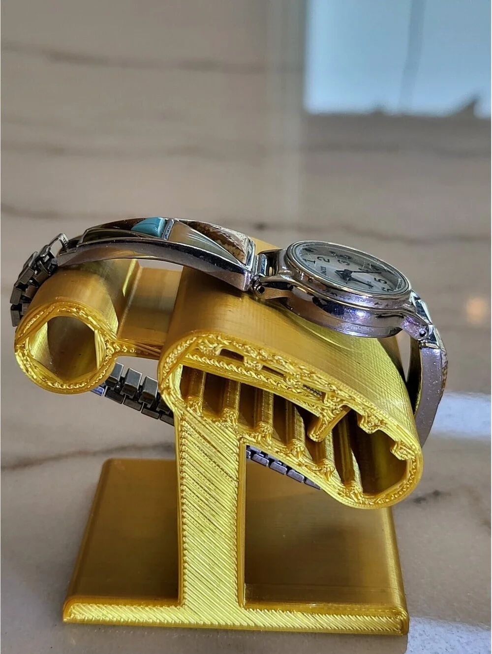 Vtg Wincci Womans Watch w Stones New Batt.Silvertone Stretch Bracelet 20mmWorks